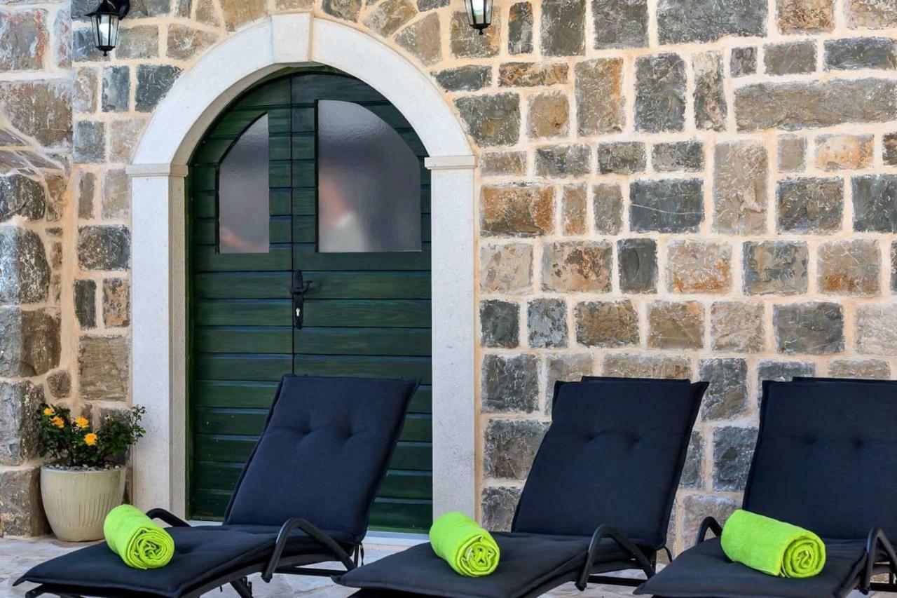 Luxury Villa Topolina Baska Voda Luaran gambar